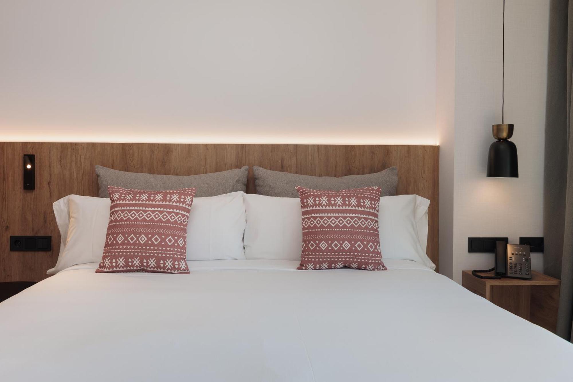Tembo Barcelona Hotel Sant Adria de Besos Ngoại thất bức ảnh