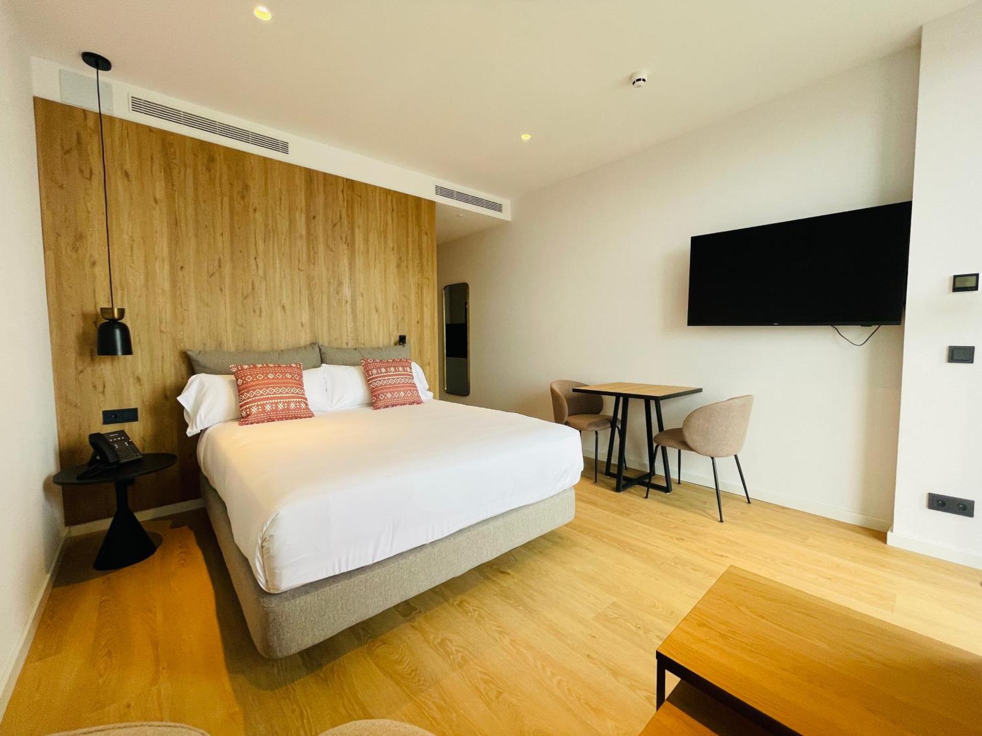 Tembo Barcelona Hotel Sant Adria de Besos Ngoại thất bức ảnh